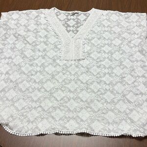 Ella‎ Moon top/poncho, size medium